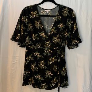 Lauren Conrad Maternity Wrap Around Blouse - Size Large